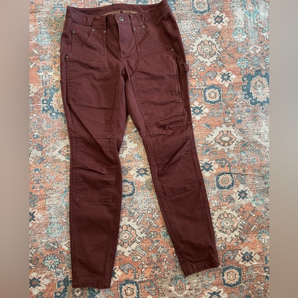 Duluth Trading Pants Womens 6 curvesetter Cargo Jean Red Maroon utility jean